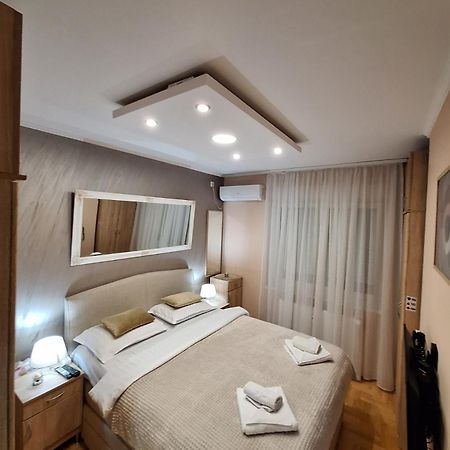 Lux Apartment Sanja 1 Subotica Ngoại thất bức ảnh