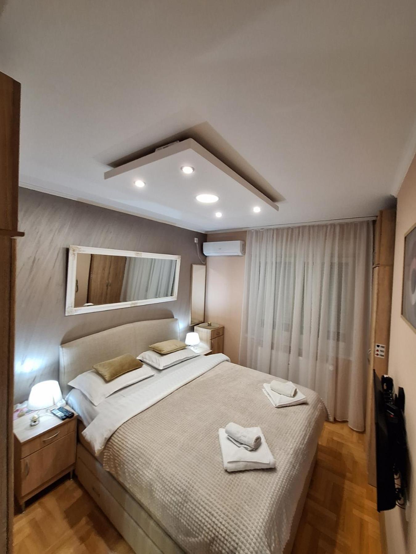 Lux Apartment Sanja 1 Subotica Ngoại thất bức ảnh